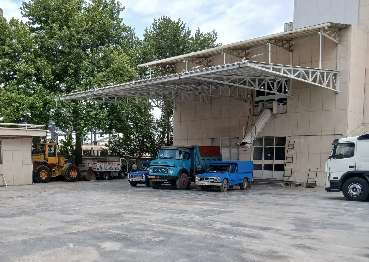 کارگر ساده|استخدام صنعتی، فنی، مهندسی|کرمانشاه, |دیوار