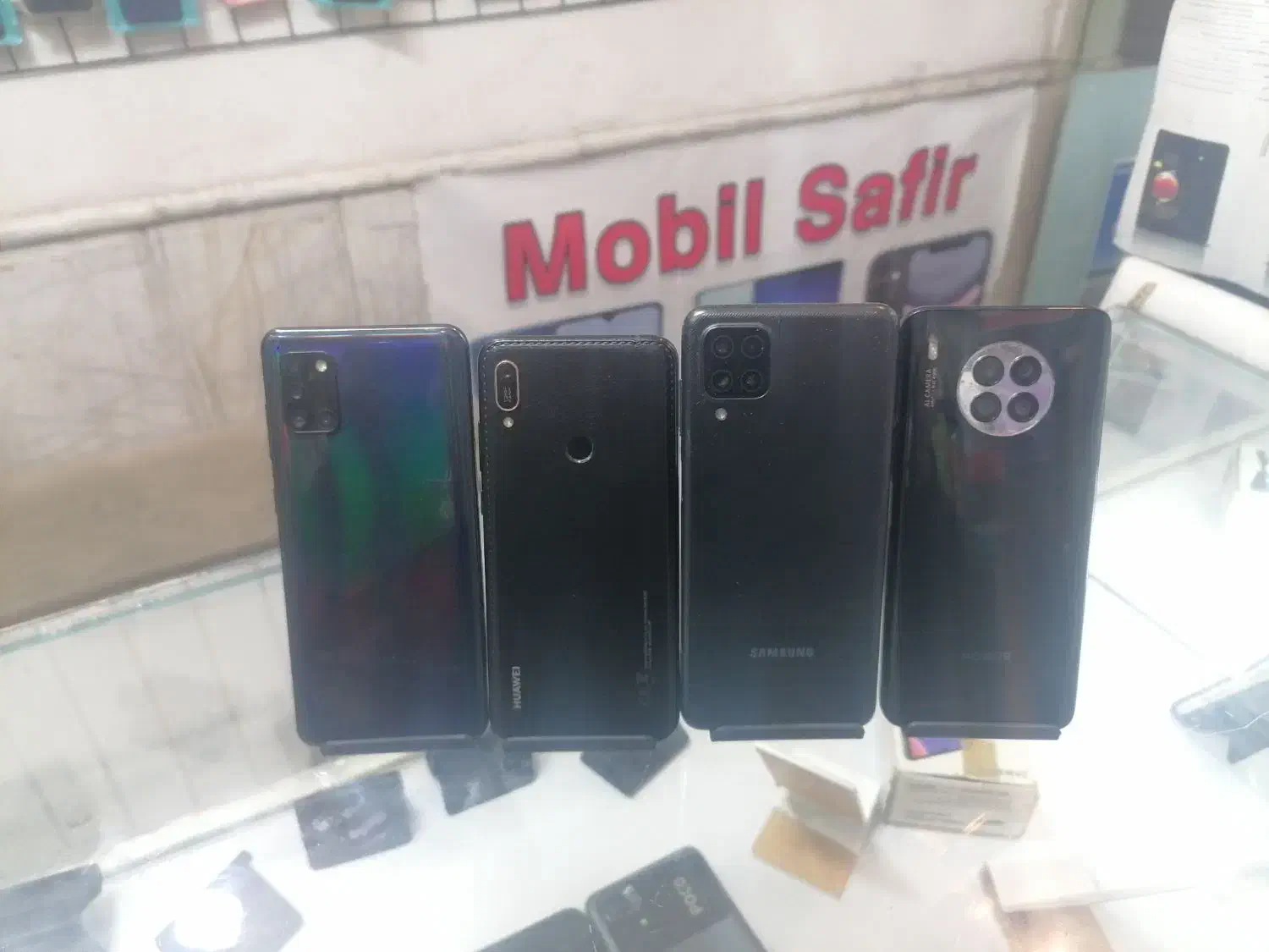 گوشی های کار کرده فروشگاه حاجی ارزانی موبایل سفیر|موبایل|یزد, |دیوار