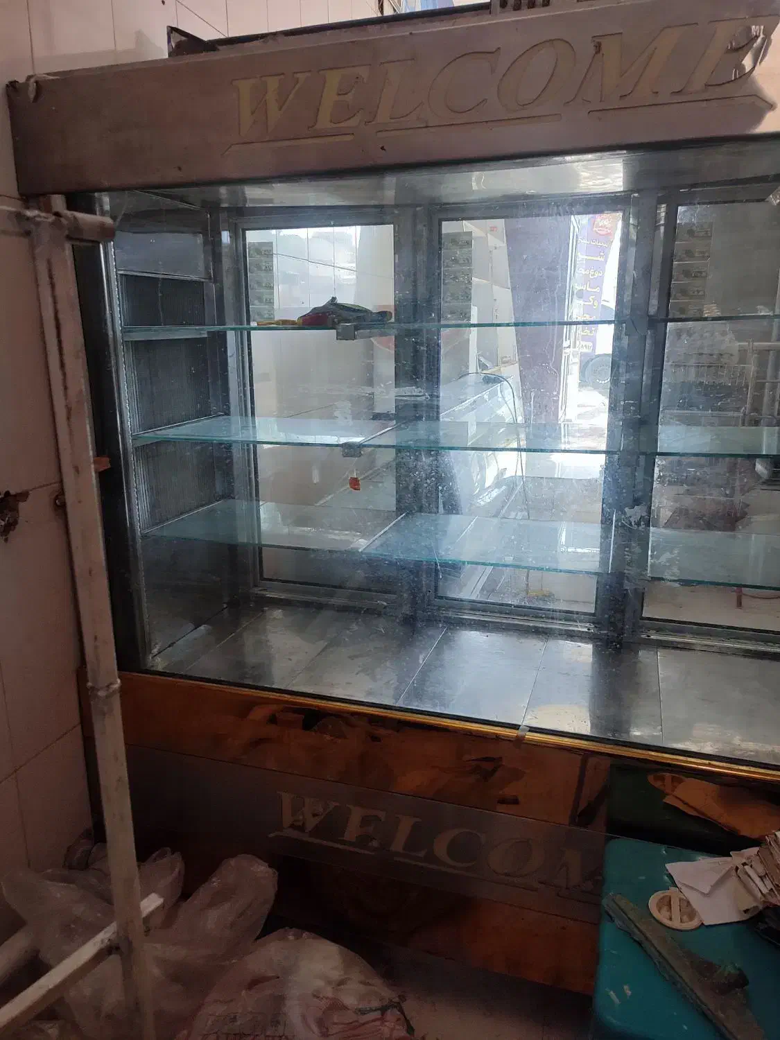 فروش ویژه یخچال قصابی فریزر صندوقی ویترین خشکبار|فروشگاه و مغازه|شیراز, دینکان|دیوار