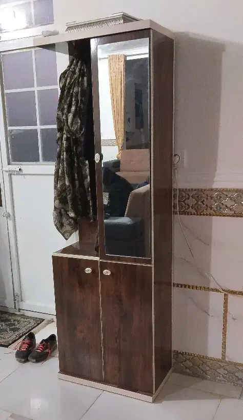 جاکفشی در حد نو|جاکفشی، کمد، دراور|کرباسک, |دیوار