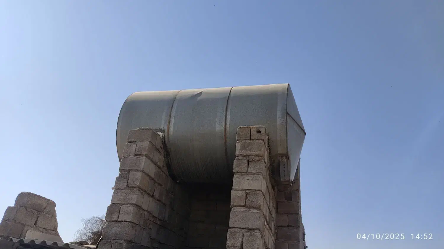 تانکر گالوانیزه ۱۰ هزار و هزار لیتری در حد نو|مصالح و تجهیزات ساختمان|قزوین, |دیوار