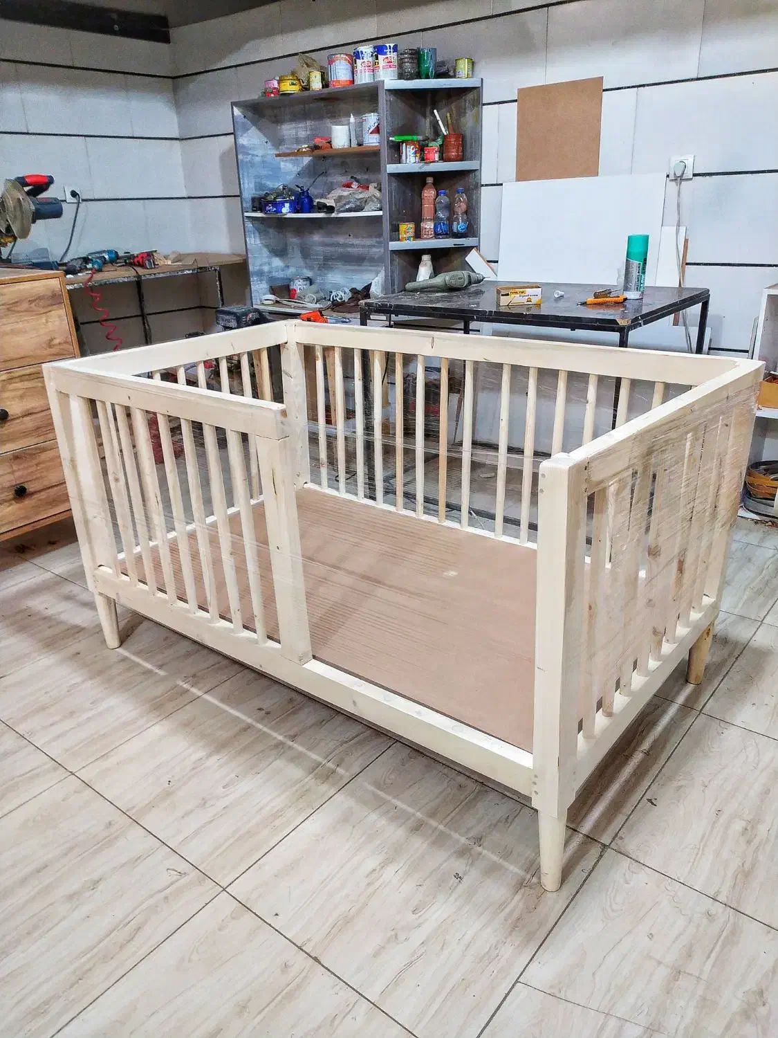 تخت نوزاد تمام چوب|تخت و سرویس خواب|خرمآباد, |دیوار