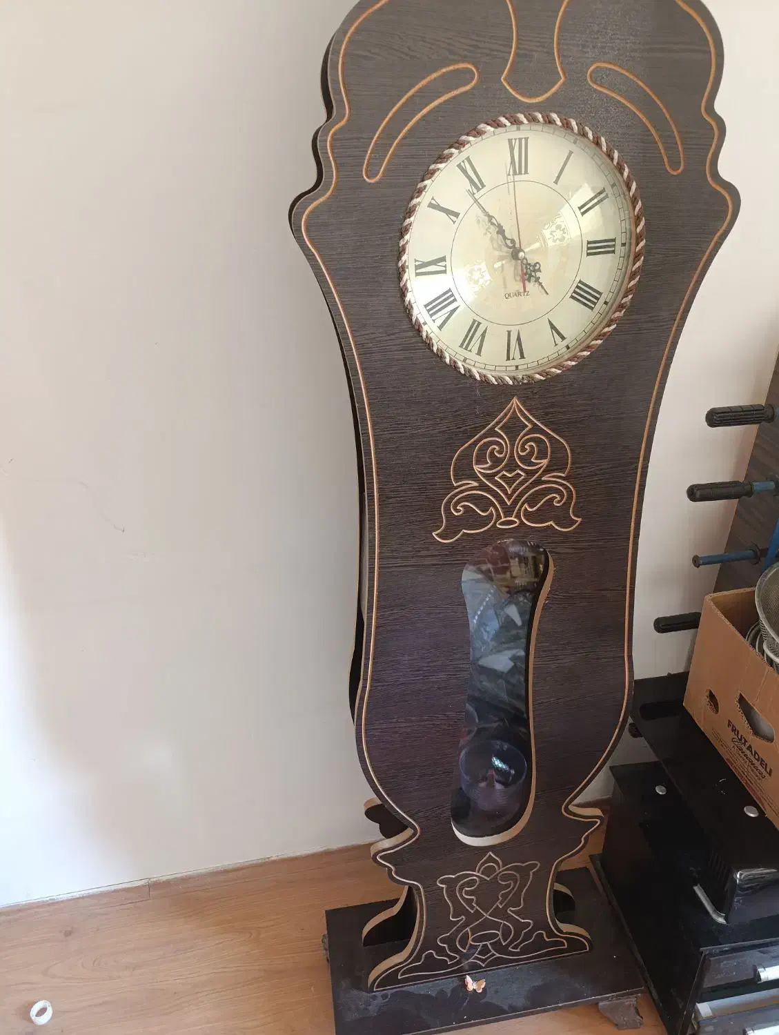 ساعت ایستاده در حد نو|ساعت دیواری و تزئینی|پرند, فاز ۵|دیوار