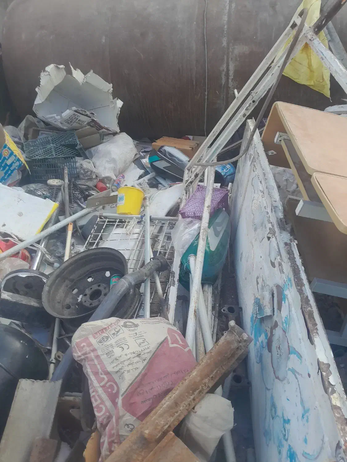 خریدضایعات اهن المینیوم.کتاب سراسر اصفهان|عمدهفروشی|اصفهان, احمدآباد|دیوار