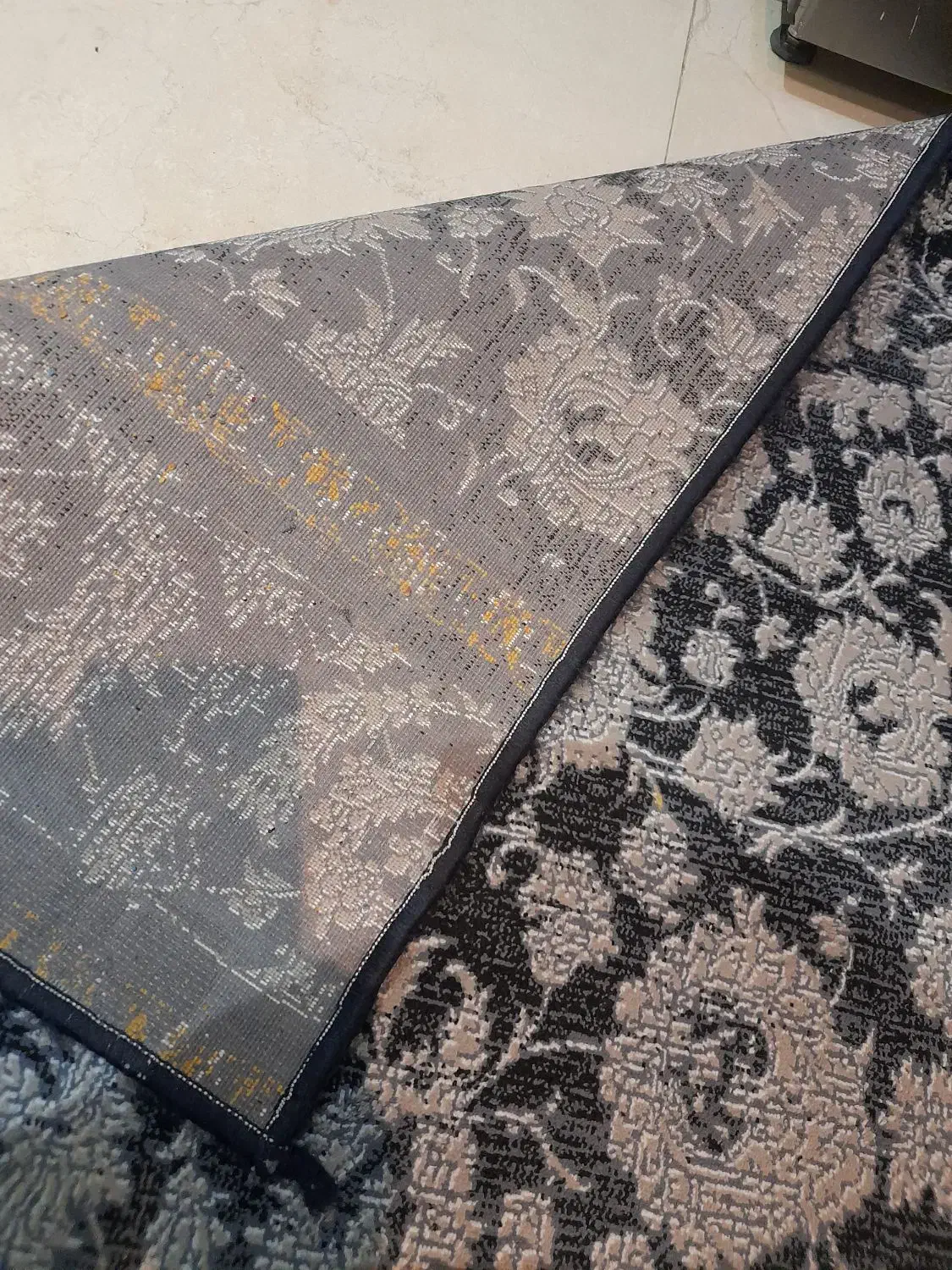 فرش ۶متری قیمت خیلی پایین|فرش|تهران, اتابک|دیوار