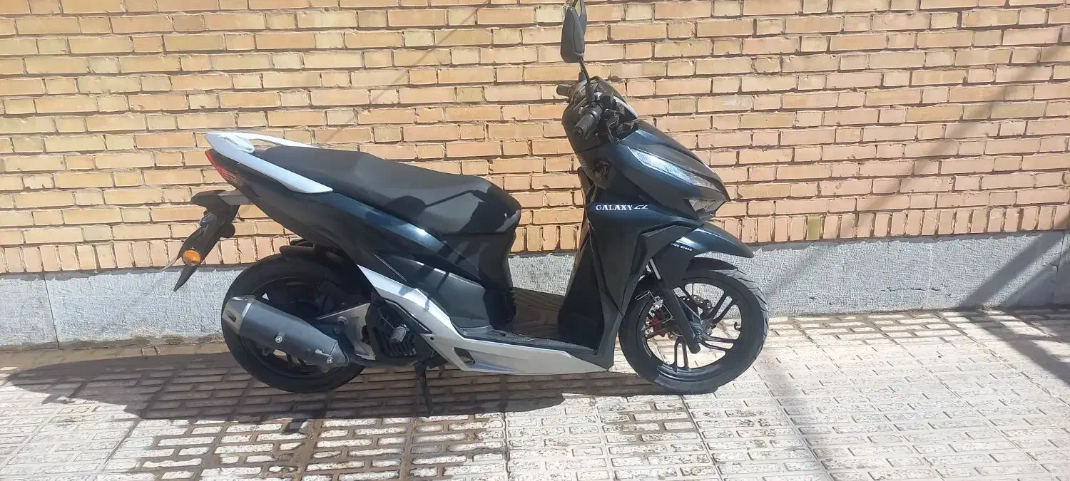 کلیک|موتورسیکلت|مهاجران, |دیوار