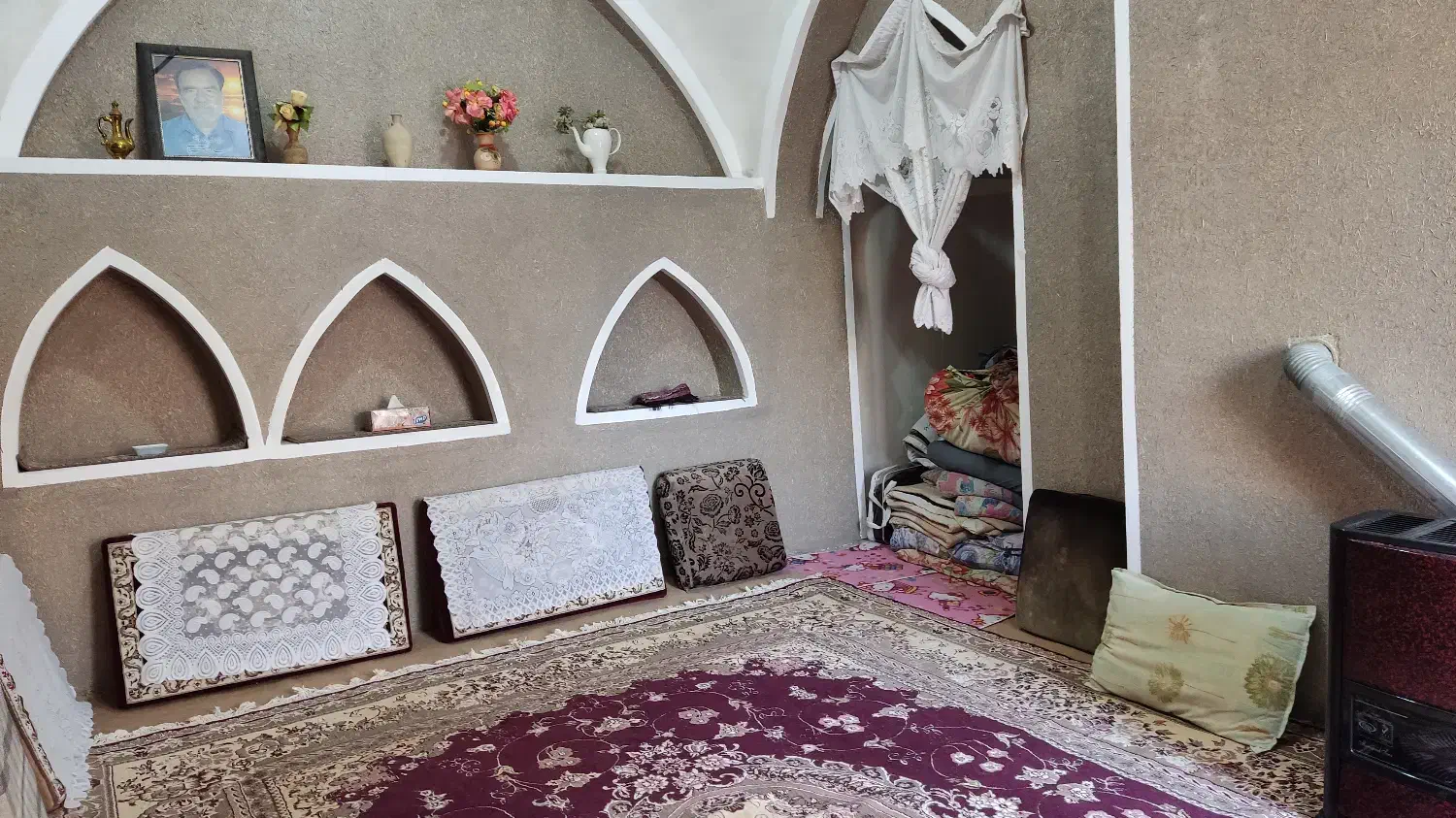 اقامتگاه و بومگردی ابوزیدآباد|اجارهٔ کوتاه‌مدت ویلا و باغ|کویرات, |دیوار