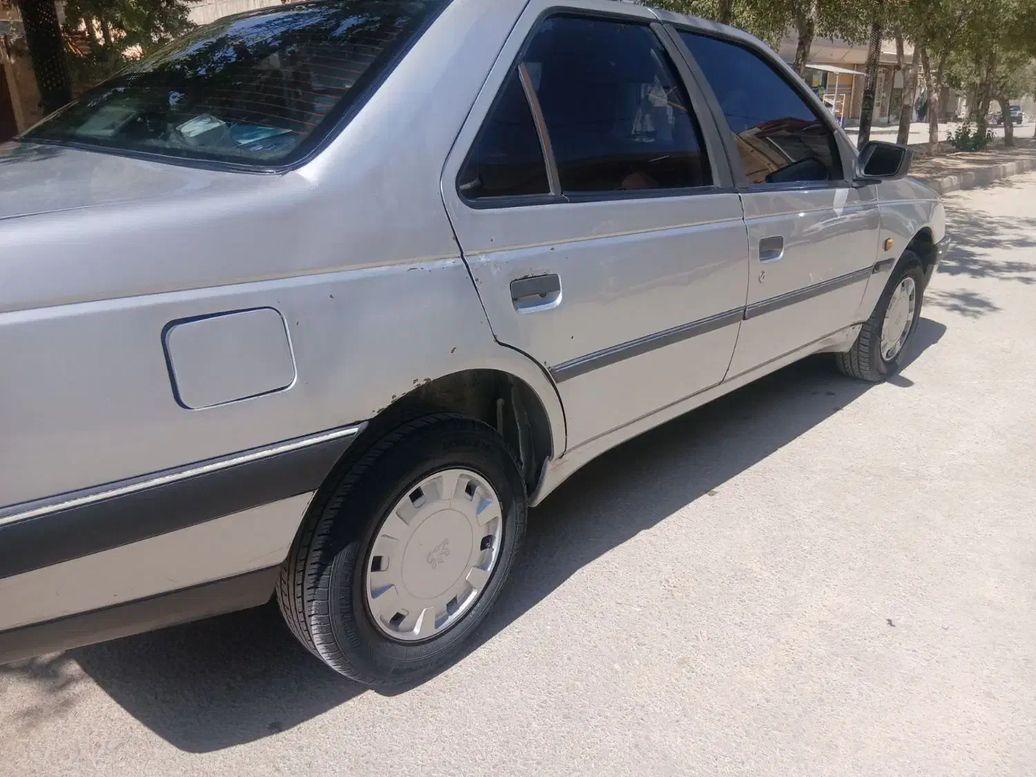 پژو 405 GLX بنزینی، مدل ۱۳۹۶ گیربکس زانتیایی|خودرو سواری و وانت|نهاوند, |دیوار