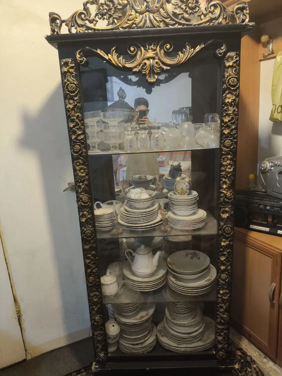 بوفه طلایی|بوفه، ویترین، کنسول|اهواز, گلستان|دیوار