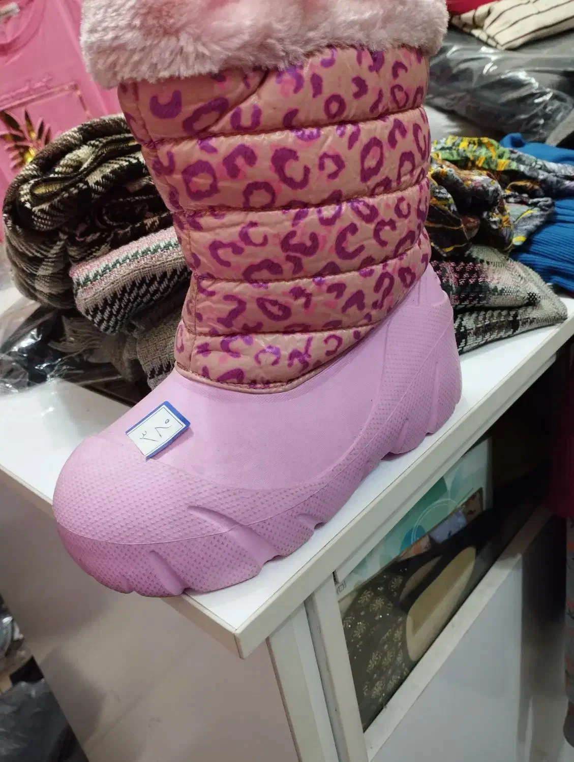 چکمه دخترانه|کفش و لباس بچه|رشت, بازار|دیوار