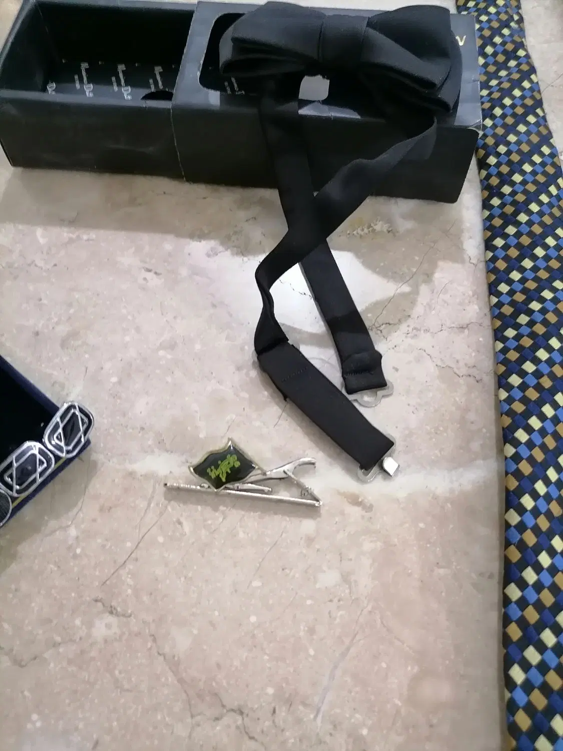 فروش کراوات وپاپیون|کیف، کفش، کمربند|مشهد, یوسفیه (شهرک غرب)|دیوار