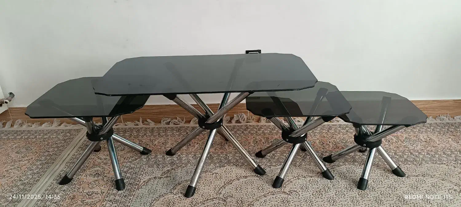 میز عسلی شیشه ای  پایه فلزی|مبلمان خانگی و میز عسلی|خرم‌آباد, |دیوار