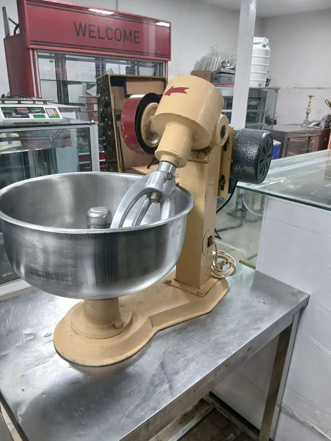 ۲ عدد خمیرگیر سالم درحد نو|فروشگاه و مغازه|نسیمشهر, |دیوار