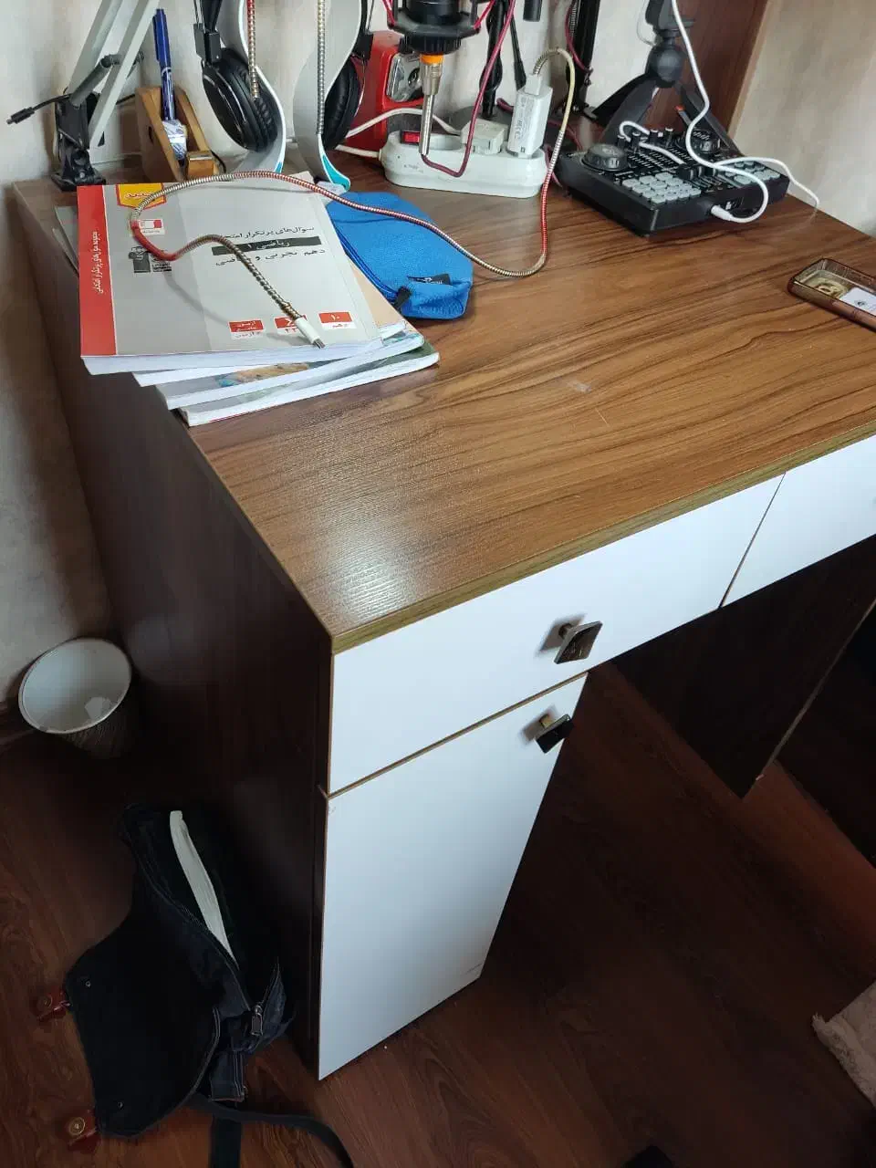 میز تحریر|تخت و سرویس خواب|کرج, ساماندهی|دیوار