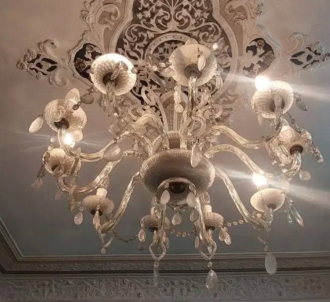 لوستر ۱۰ شاخه|لوستر و چراغ آویز|قم, زنبیل آباد|دیوار