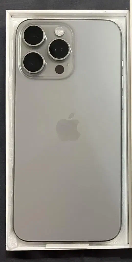 فروش آیفون 15پرو مکس.تک سیم .پک اصلی .یک ترابایت|موبایل|اصفهان, باغ فردوس|دیوار