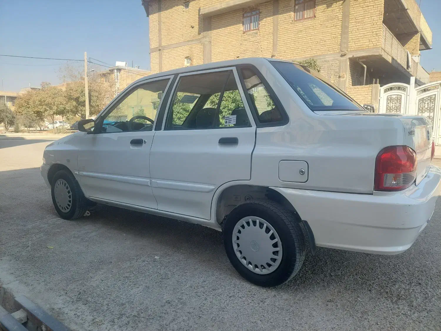 پراید 132 کارمندی|خودرو سواری و وانت|شیراز, باغ تخت|دیوار