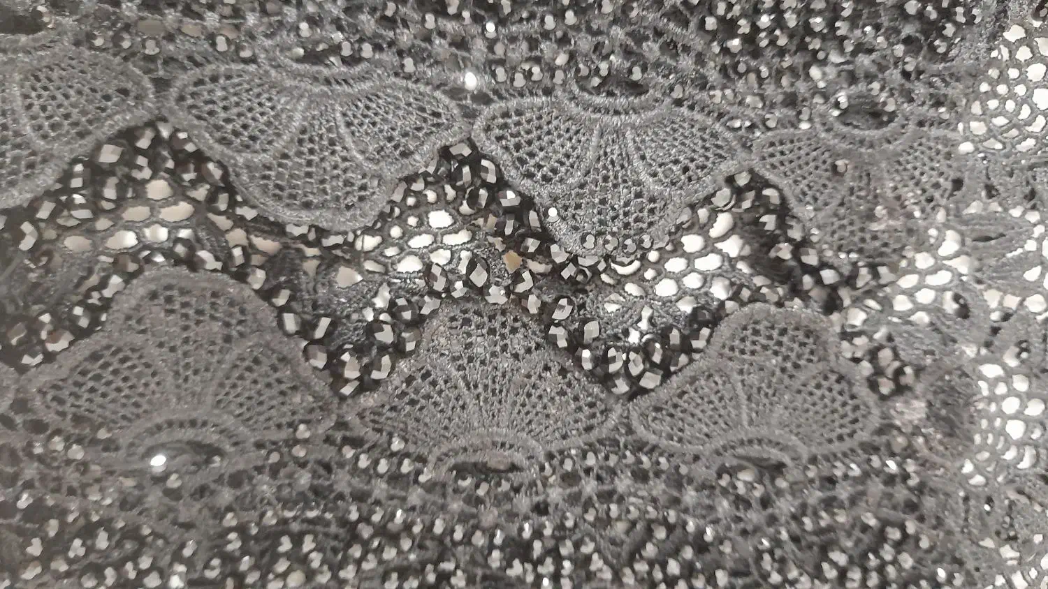 سخمه  گیپوری سنگ دار|لباس|جوانرود, |دیوار