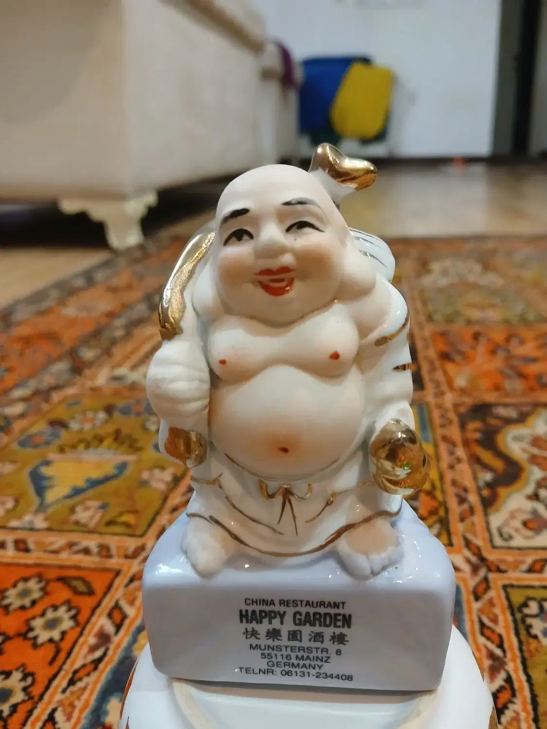 مجسمه چینی کلکسیونی کاری تک در این تصویر|کلکسیون اشیاء عتیقه|تهران, آرژانتین|دیوار