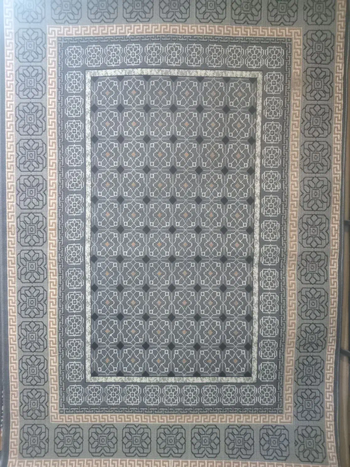 گلیم|گلیم، جاجیم، گبه|رشت, حمیدیان|دیوار