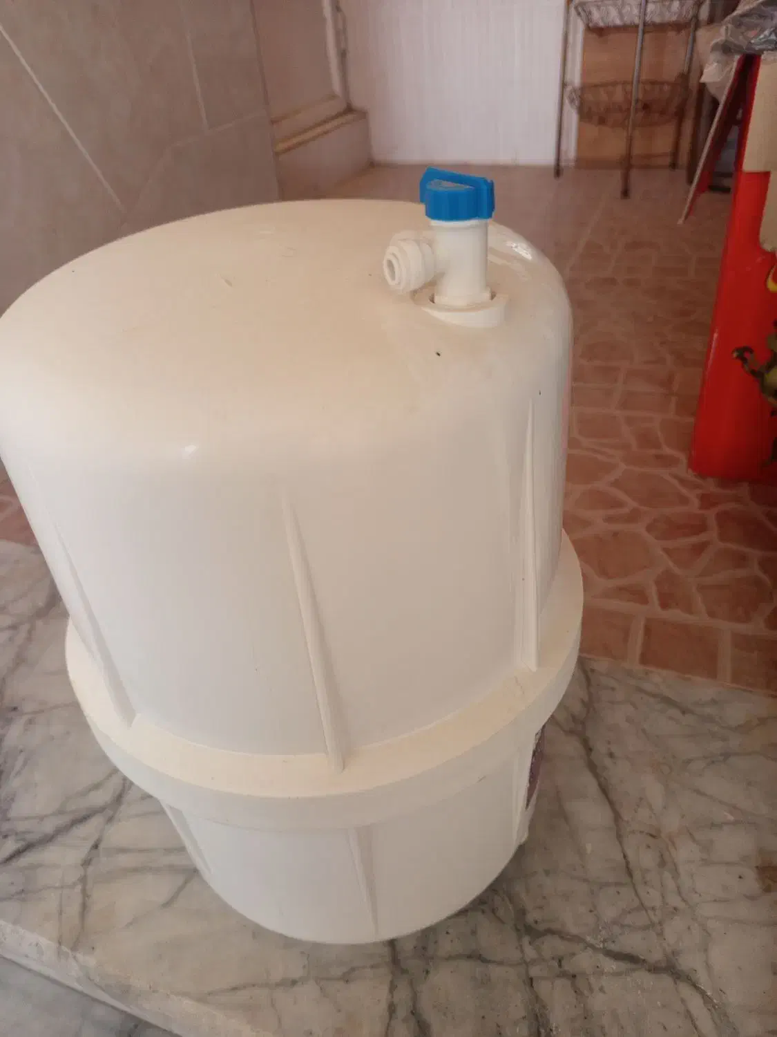 منبع آب دستگاه تصفیه آب خانگی|آب‌سردکن و تصفیه آب|کاشان, فاز ۲ ناجی آباد|دیوار