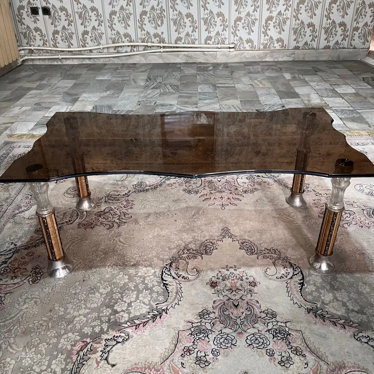 میز|مبلمان خانگی و میز عسلی|رشت, خواهر امام|دیوار