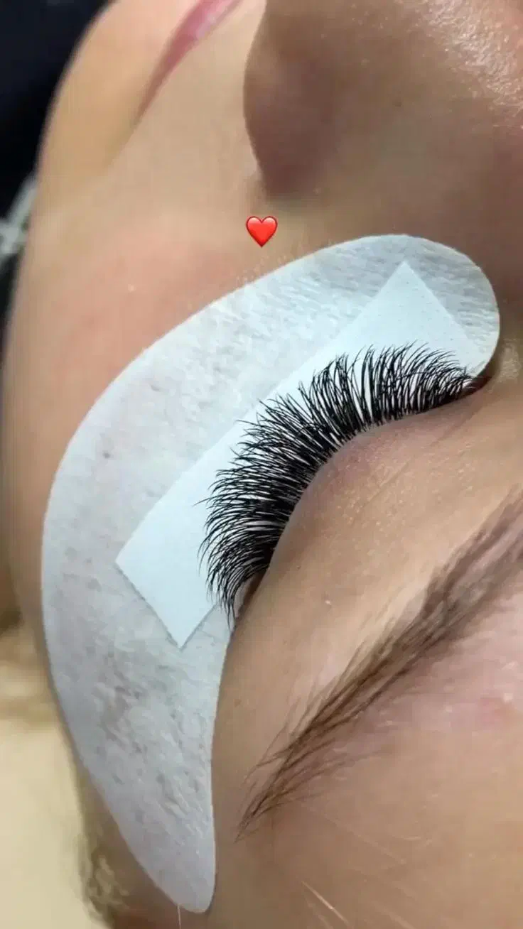 تخفیف استثنایی اکستنشن مژه به مناسبت شب یلدا|خدمات آرایشگری و زیبایی|فردیس, فردیس|دیوار