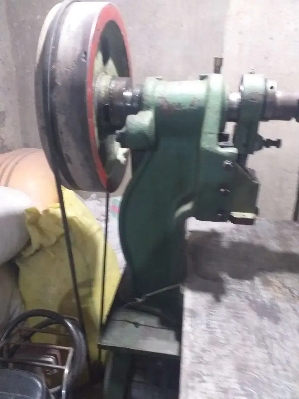 دستگاه صنعتی تولید کاغذ زیر کیک|ماشینآلات صنعتی|زرگرشهر, |دیوار