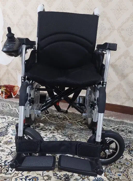 ویلچر برقی وسایل خانه مفت|آرایشی، بهداشتی، درمانی|آبادان, |دیوار