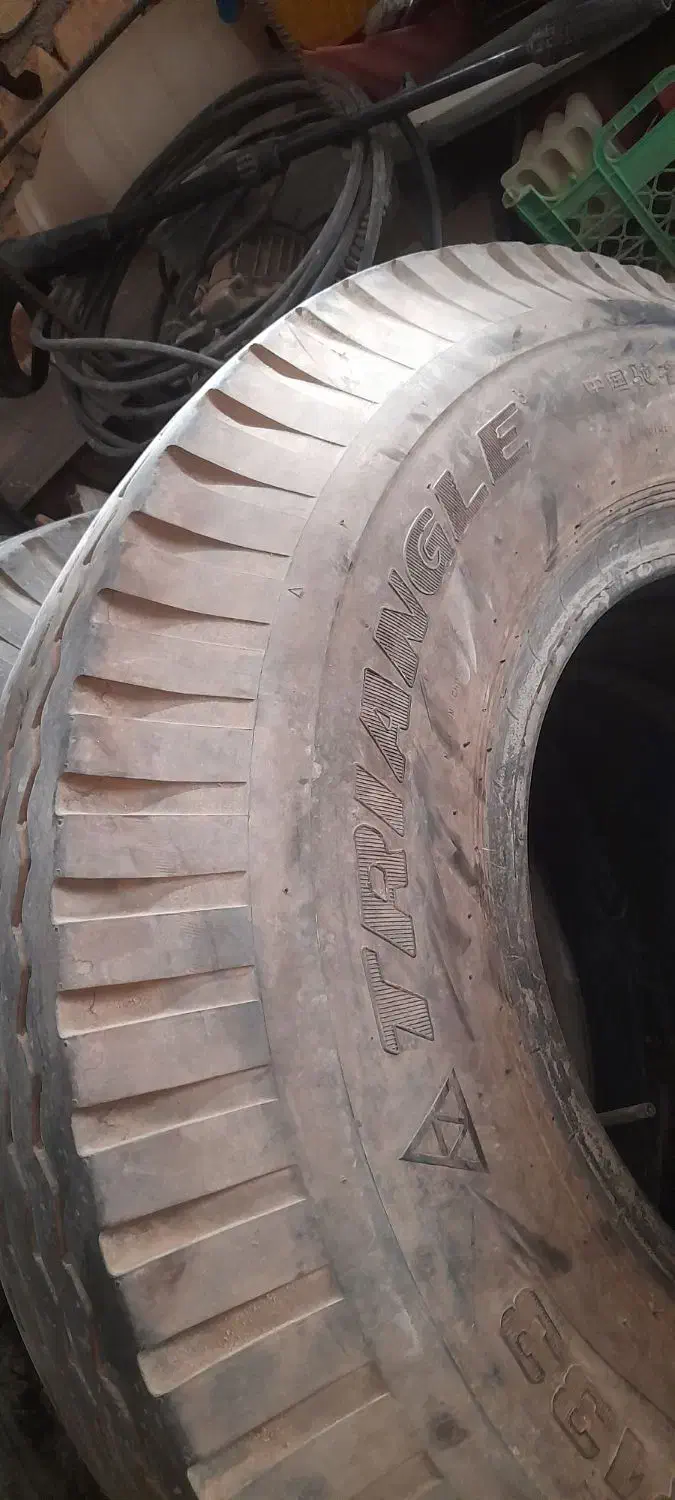 لاستیک۱۲/۲۰و۱۱۲۰|قطعات یدکی و لوازم جانبی|لنجان, |دیوار