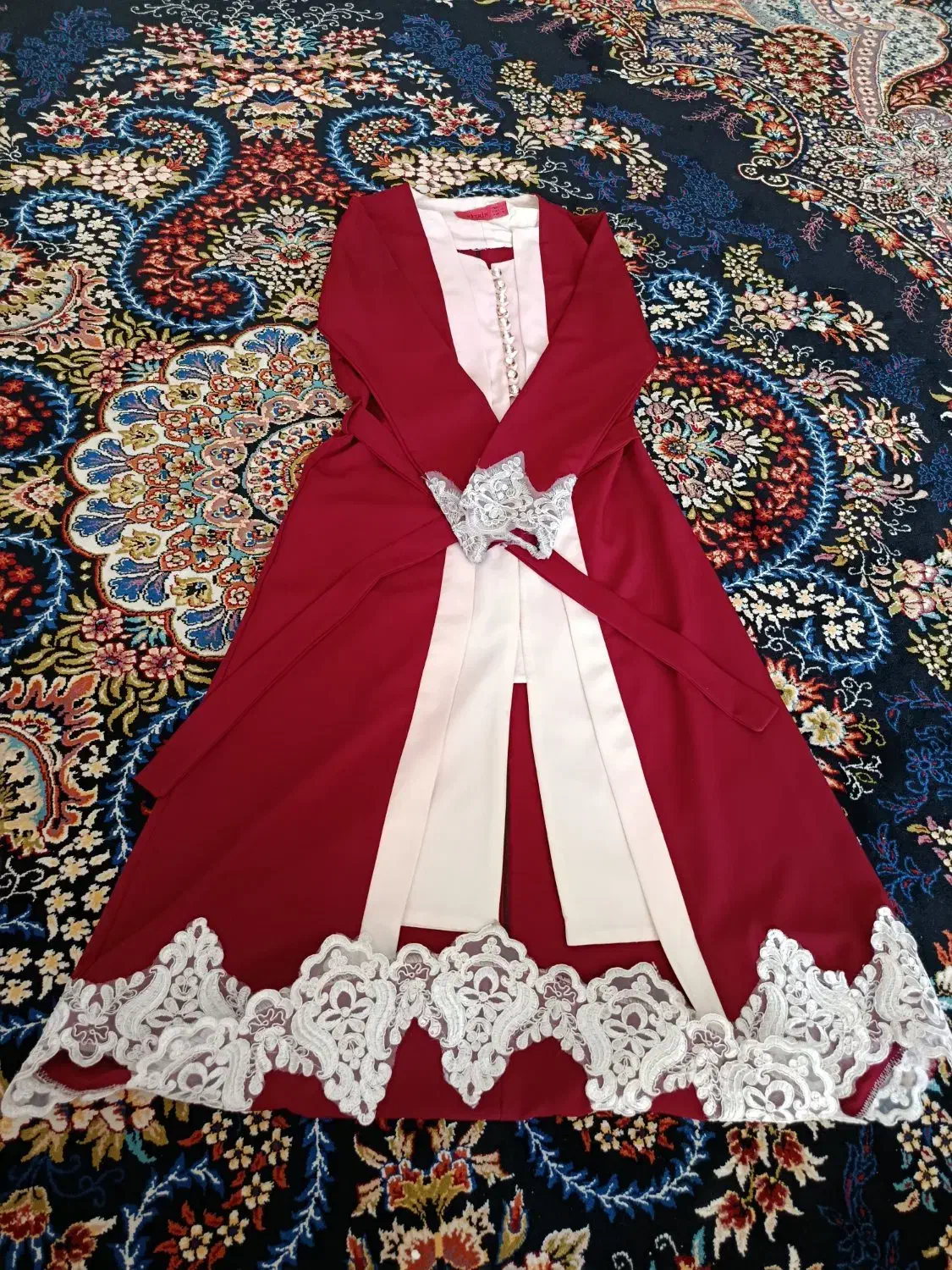 لباس هادر حد نو|لباس|میبد, |دیوار