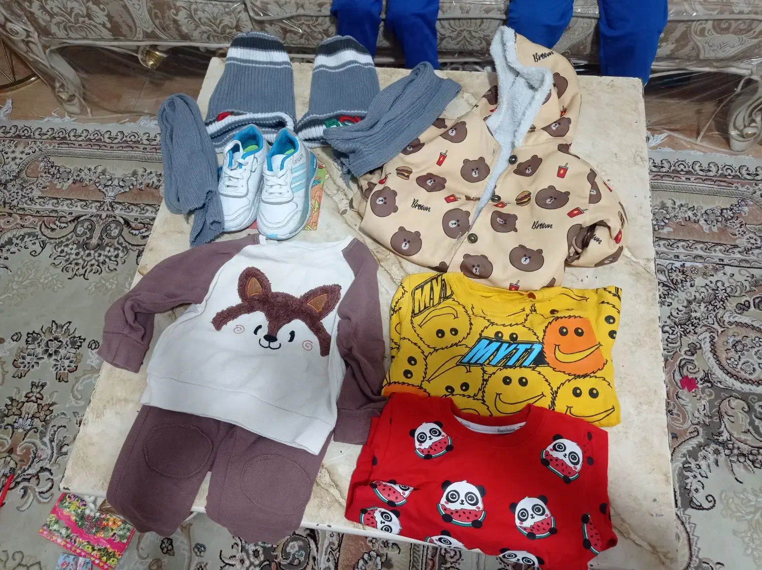 لباس و کتونی|کفش و لباس بچه|نسیم‌شهر, |دیوار