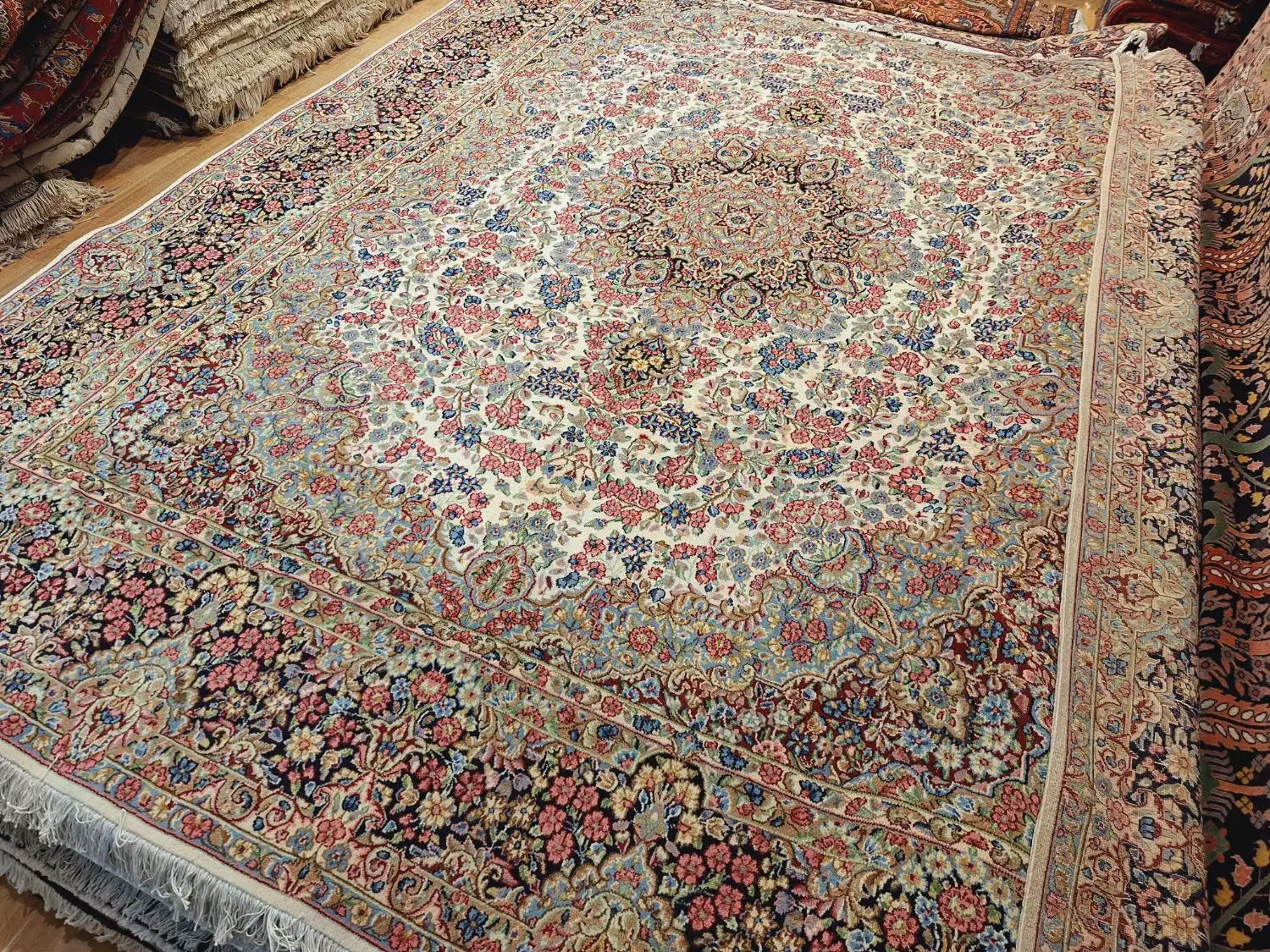 قالی ۹متری دستباف کرمان|فرش|تهران, اکباتان|دیوار