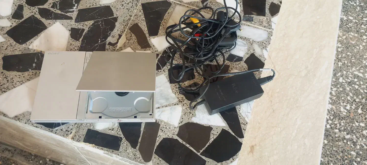 سونی دو سالم دسته نداره قیمت زمینی|کنسول، بازی ویدئویی و آنلاین|رشت, بالاکویه|دیوار