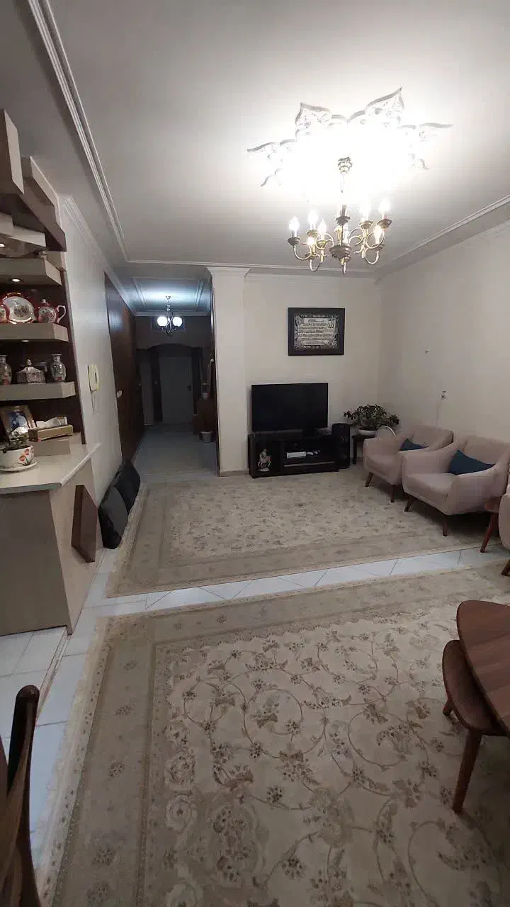 فروش آپارتمان . دوطرف نور . خیابان مسجد سید|فروش آپارتمان|اصفهان, بیدآباد|دیوار