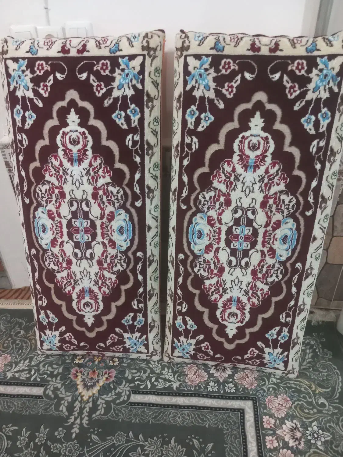 دوجفت پشتی|پشتی|تربت‌حیدریه, منظر|دیوار