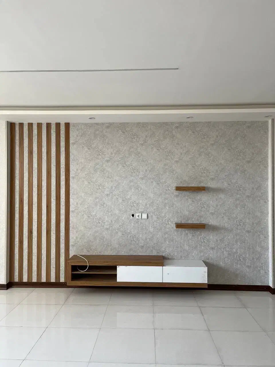 نصب‌و فروش انواع کاغذ دیواری و پوستر|خدمات پیشه و مهارت|اصفهان, کوی شهید کشوری|دیوار