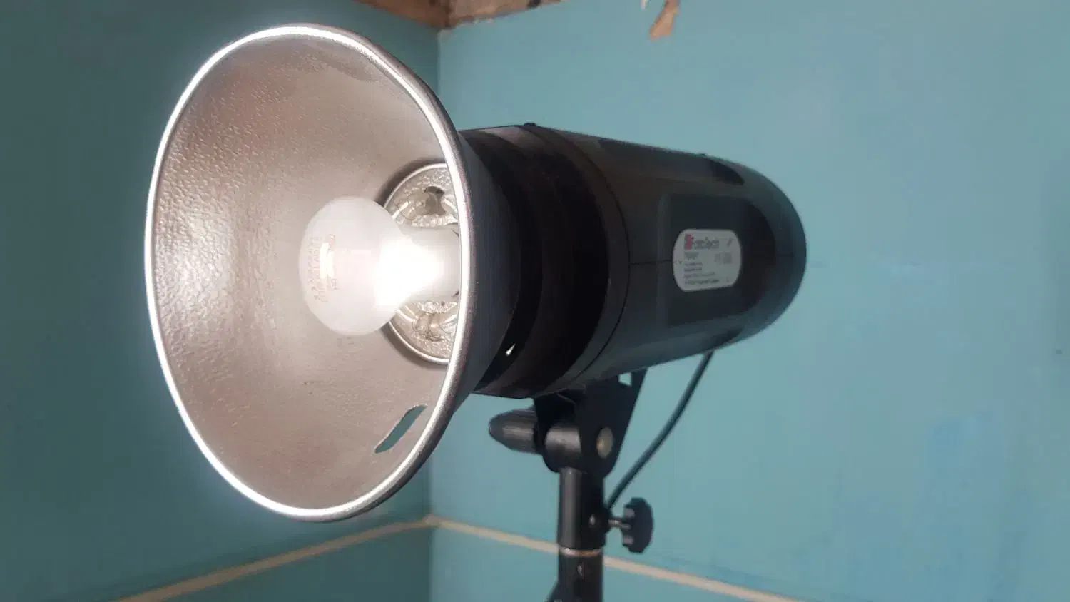 فلش ۳۰۰ ژول fototech|دوربین عکاسی و فیلم‌برداری|تهران, دردشت|دیوار