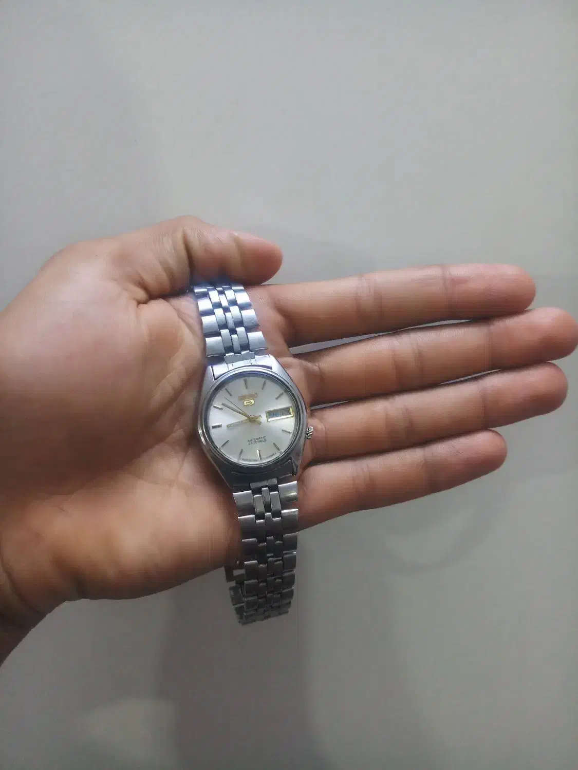 ساعت سیکو ۵|ساعت|اهواز, کوی آزادی|دیوار