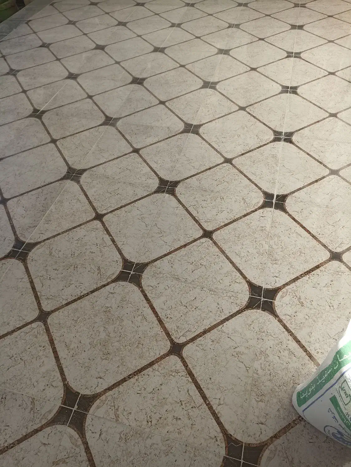 کاشی و سرامیک کاری|خدمات پیشه و مهارت|شهرکرد, |دیوار