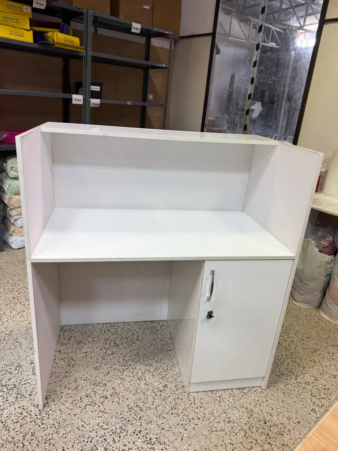 میز MDF|میز تحریر و کامپیوتر|گرگان, |دیوار
