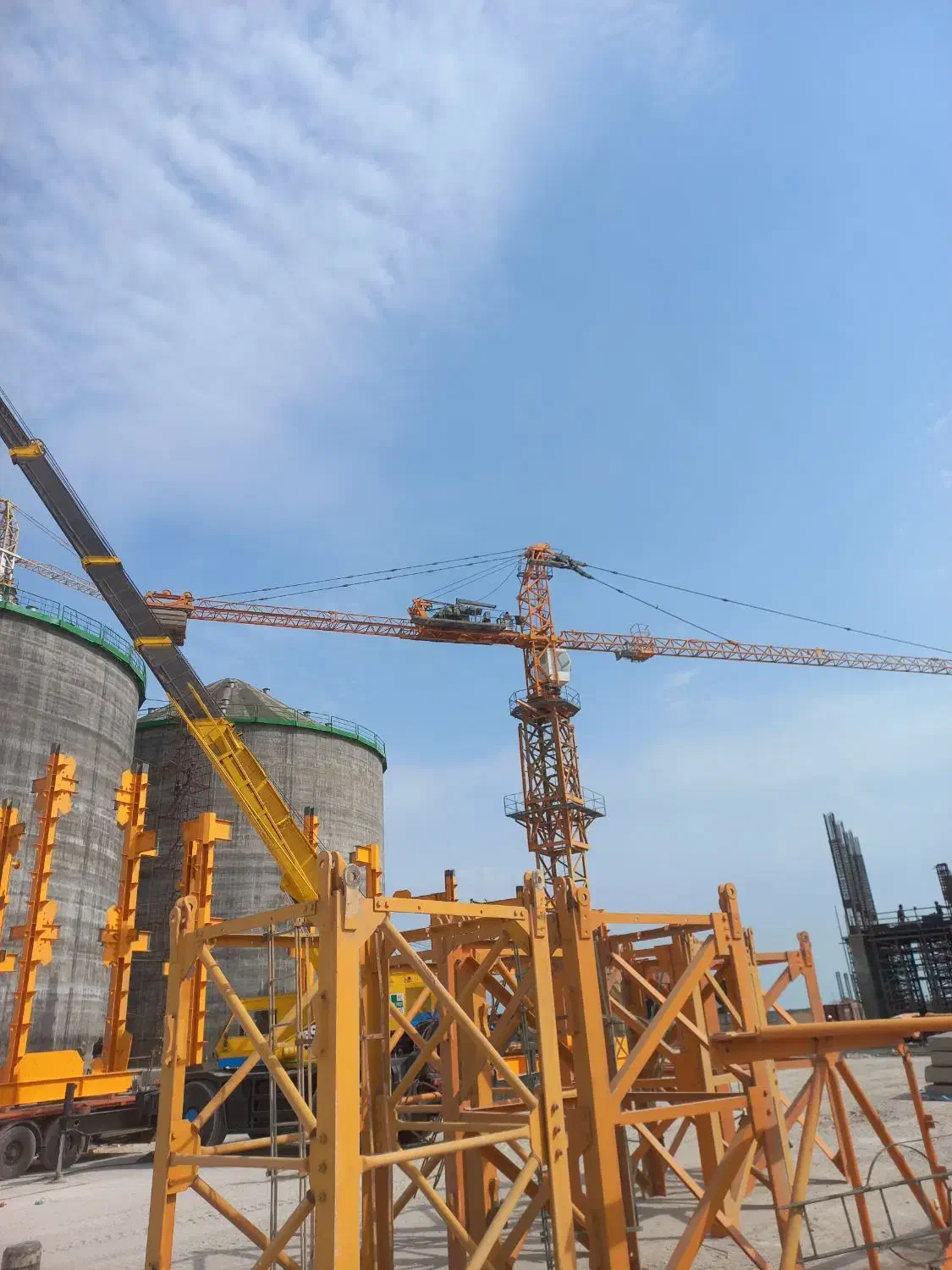 خرید و فروش تاورکرین (تاور کرین) تاور|ماشین‌آلات صنعتی|گرمدره, |دیوار