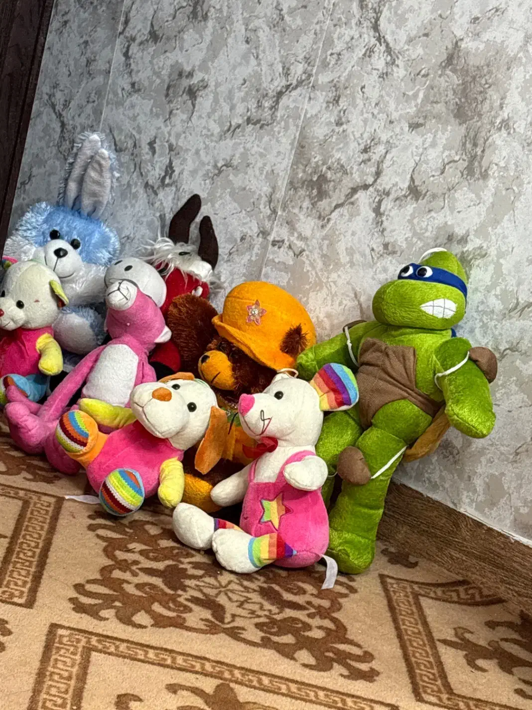 تعدادی عروسک سالم|اسباببازی بچه|کازرون, |دیوار