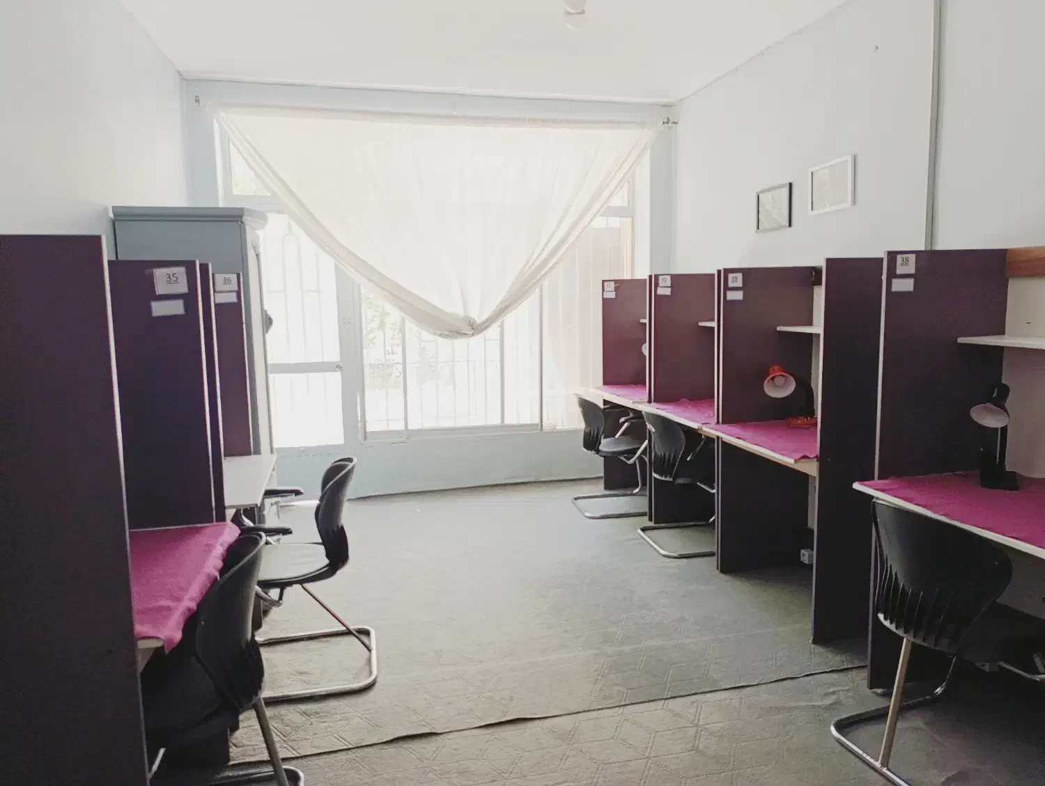 سالن مطالعه دخترانه شمس|خدمات آموزشی|مشهد, نیروی هوایی|دیوار