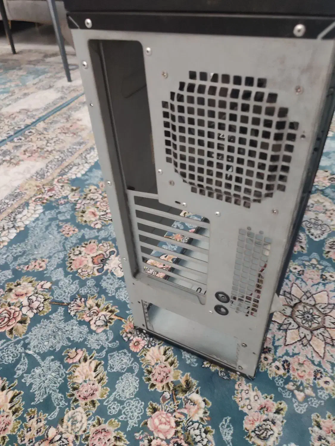 کیس خالی بزرگ|قطعات و لوازم جانبی رایانه|تبریز, |دیوار