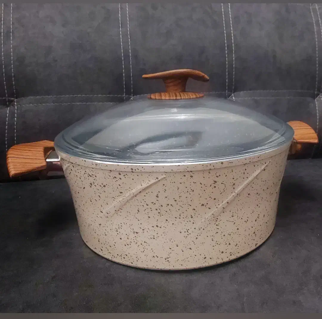 قابلمه گرانیتی بیزیم bizim رنگ کرم|ظروف پخت‌وپز|تهران, مجیدیه|دیوار