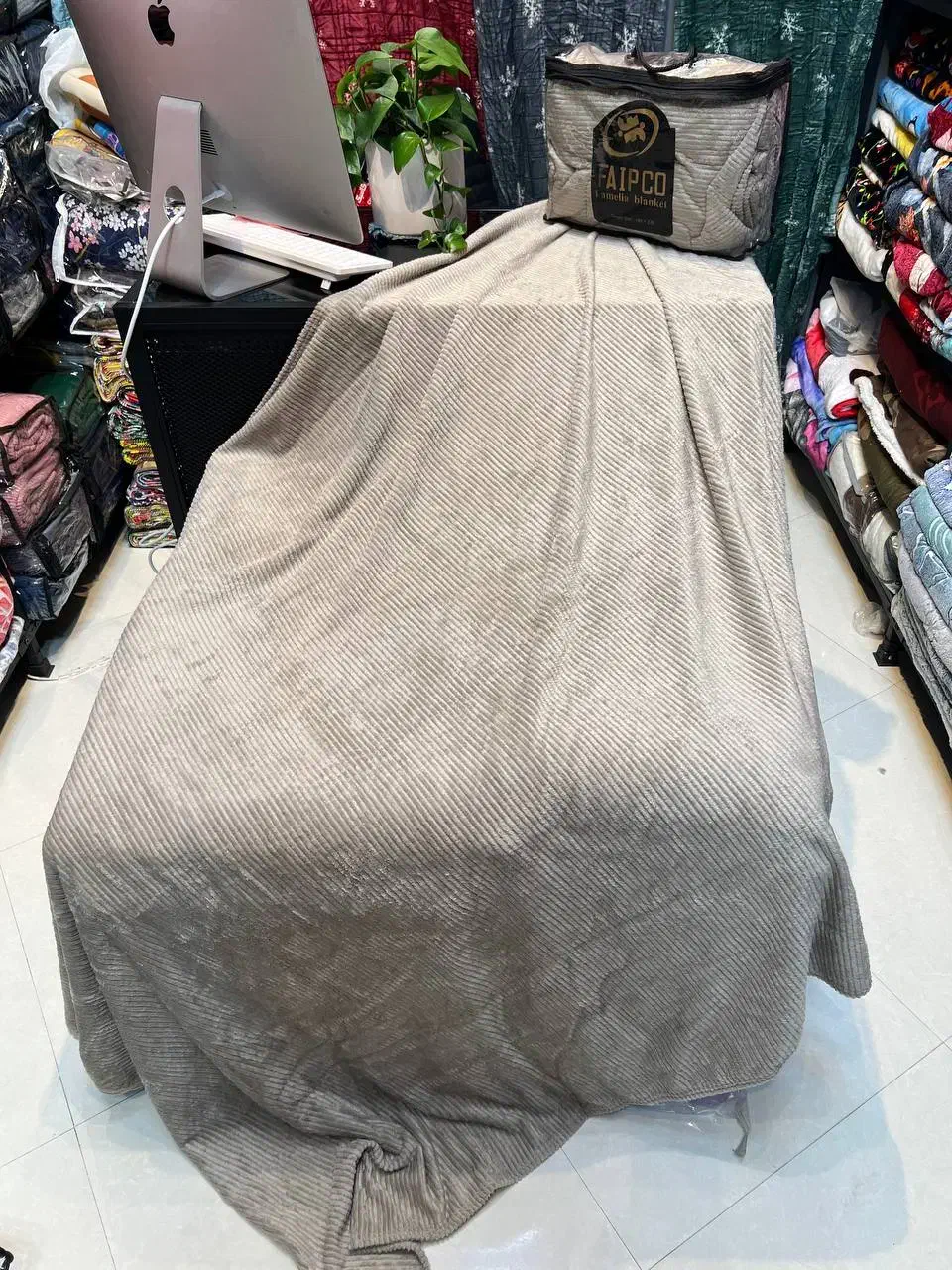 پتو یک نفره کاملیا 101|رختخواب، بالش، پتو|مشهد, عیدگاه|دیوار