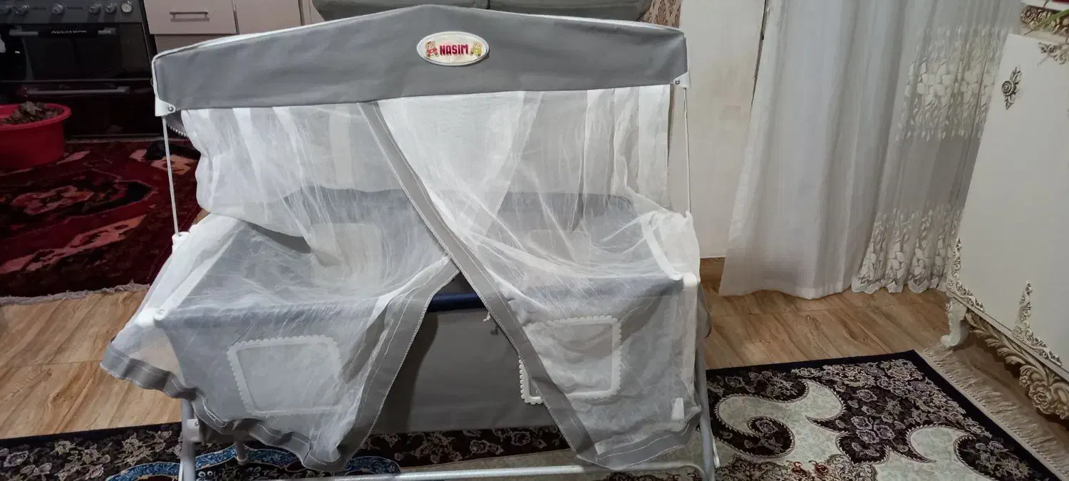 گهواره در حد نو|تخت و سرویس خواب|قزوین, |دیوار