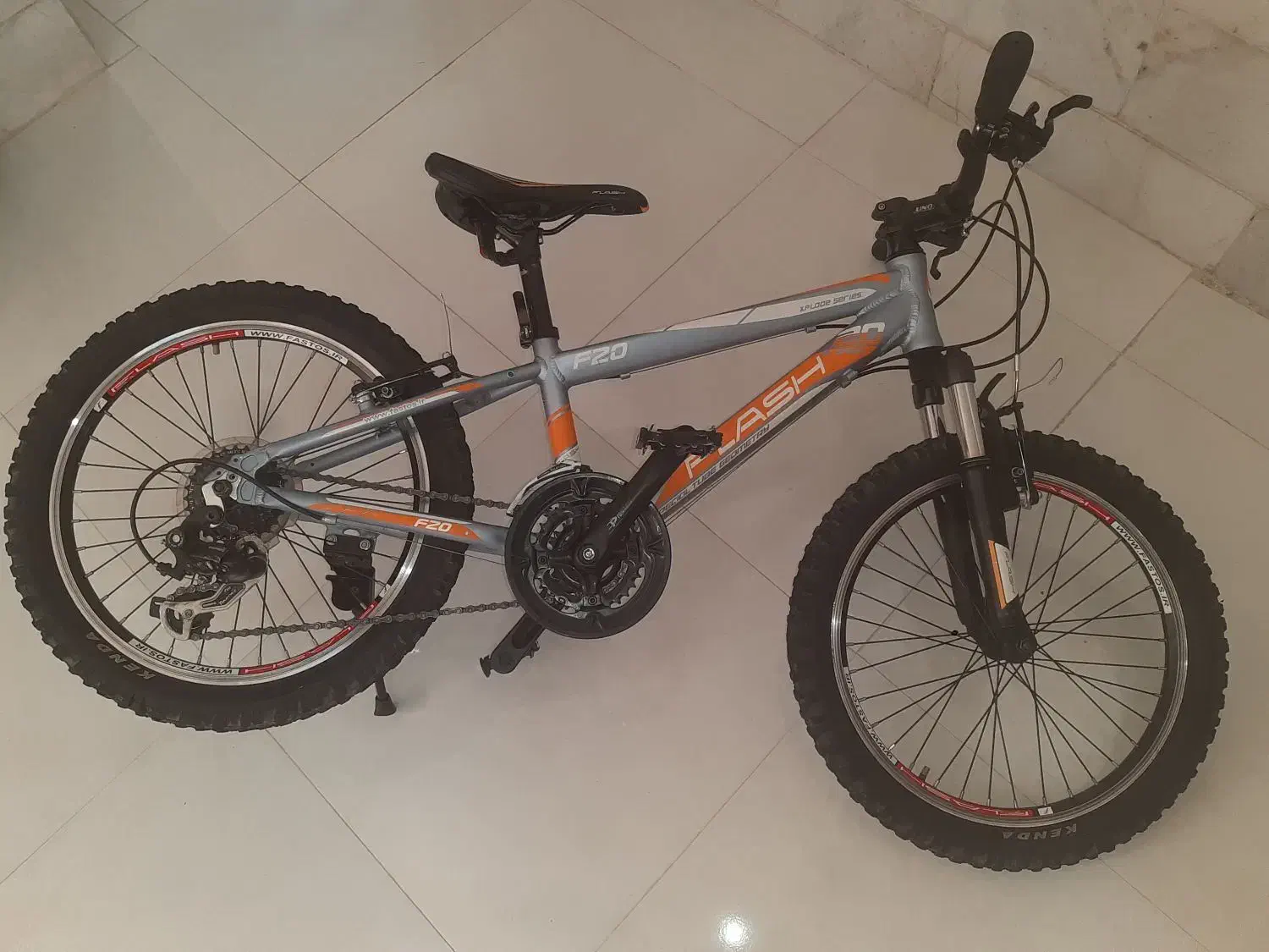 دوچرخه FeLash(فلش) سایز20 21 دنده (در حد نو)|دوچرخه، اسکیت، اسکوتر|یزد, |دیوار
