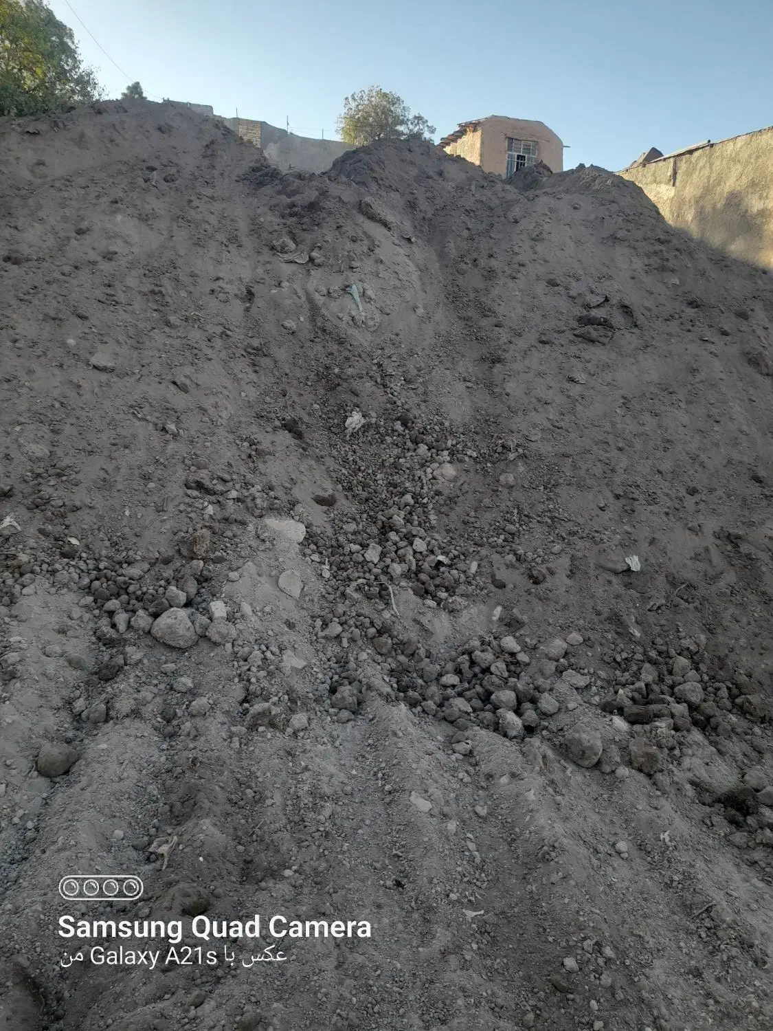 فروش کود حیوانی کاملا پوسیده به مقدار زیاد|خدمات باغبانی و درختکاری|کوزران, |دیوار